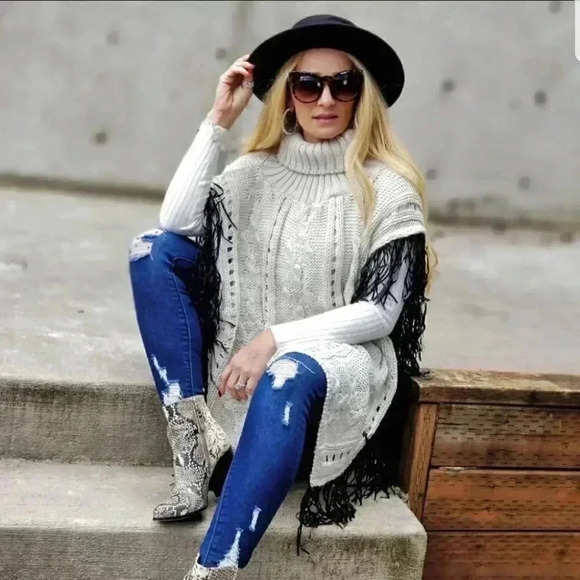 ASHELY Distressed Jeans - Picture 8 of 13